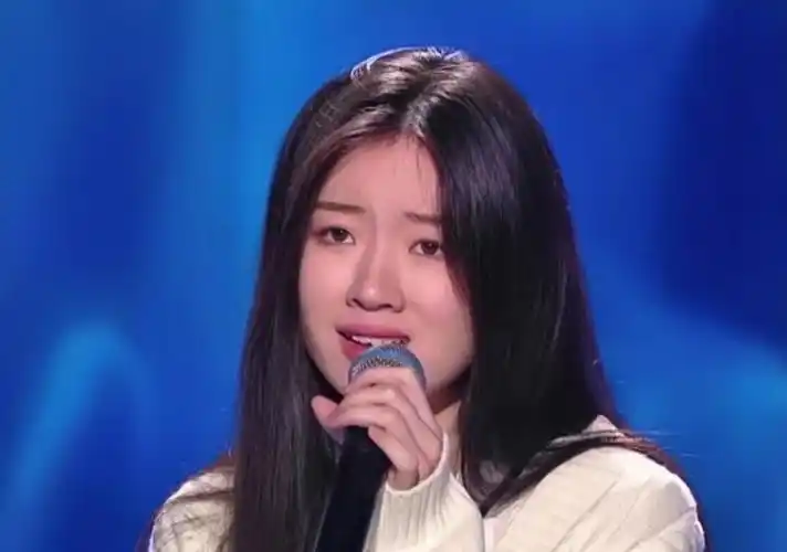 18岁成为好声音最年轻冠军!单依纯出道即合作张艺谋