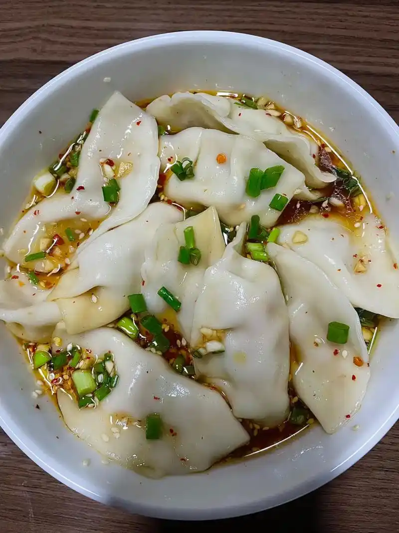 酸汤水饺好吃又开胃