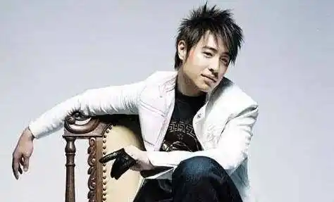 原创出坑吧吴昕和潘玮柏才不可能在一起谁认真谁就输了