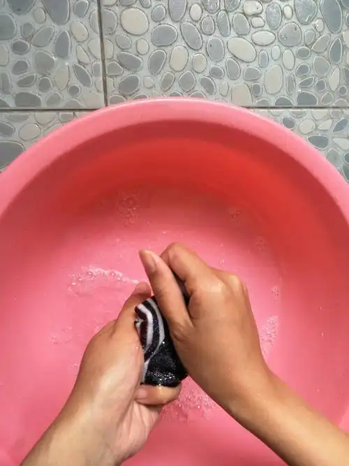 康纳学校"停课不停学"~自理生活篇洗袜子