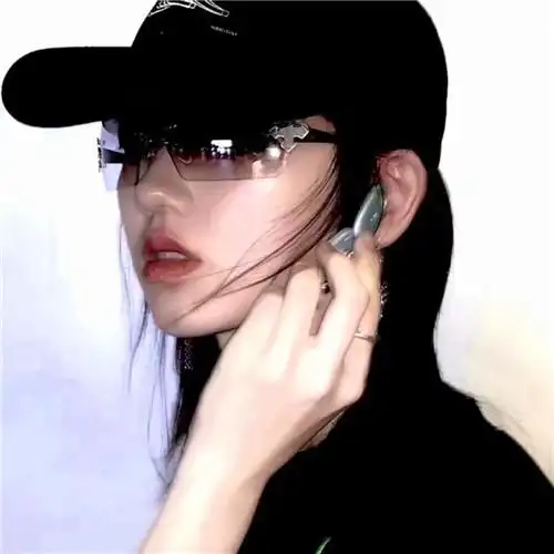 2023最拽头像图片大全 超拽有气场女生高清头像_女生头像_头像屋