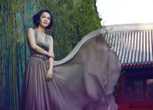 谢兰春季写真造型多变
