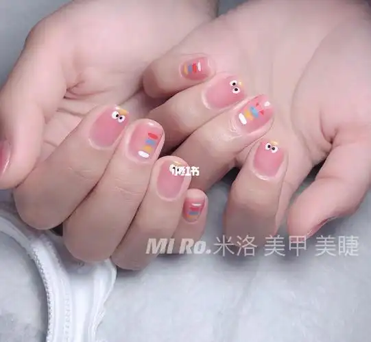 手绘小可爱美甲