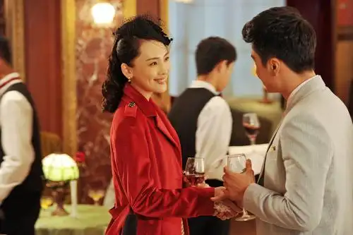 11月25日起,近代革命历史抗战剧《追风行动》登陆北京电视台影视频道