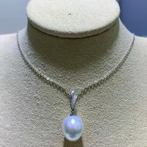 珍珠吊坠水滴形