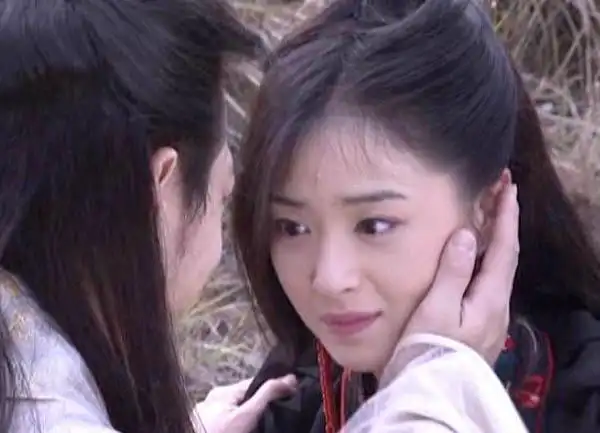 最初其实一直想要做段誉的师傅,而由于南海鳄神,也检验出了木婉清对