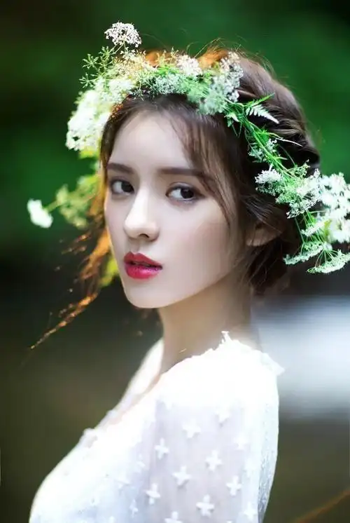 公认最漂亮的25岁女星,孙怡垫底,昆凌第二,第一惊艳了时光