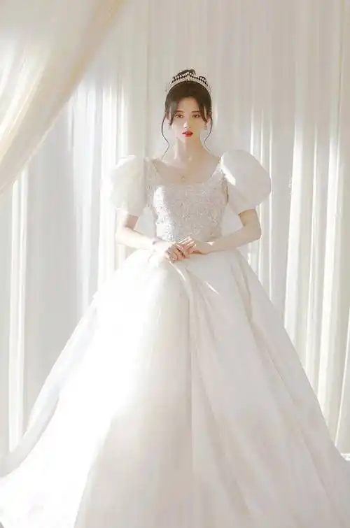 怎么会有刘诗诗这么美的人,并且这就是刘诗诗结婚的婚纱造型哦
