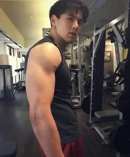 大s|言承旭|彭于晏|钟汉良_网易订阅