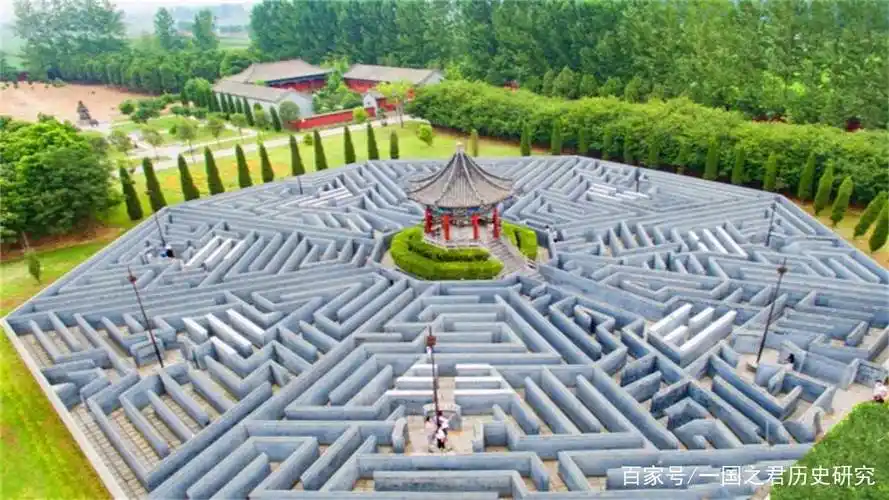 八阵图能否困住十万大军?是否真实存在有何破解之法?说来别不信