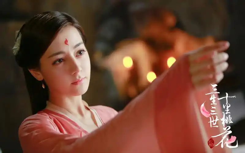 《三生三世十里桃花》迪丽热巴最新剧照壁纸