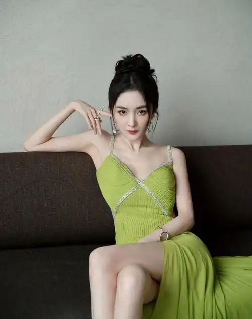 回顾:刘恺威放弃抚养权,杨幂接女回京,此前刘丹称小糯米疑患抑郁