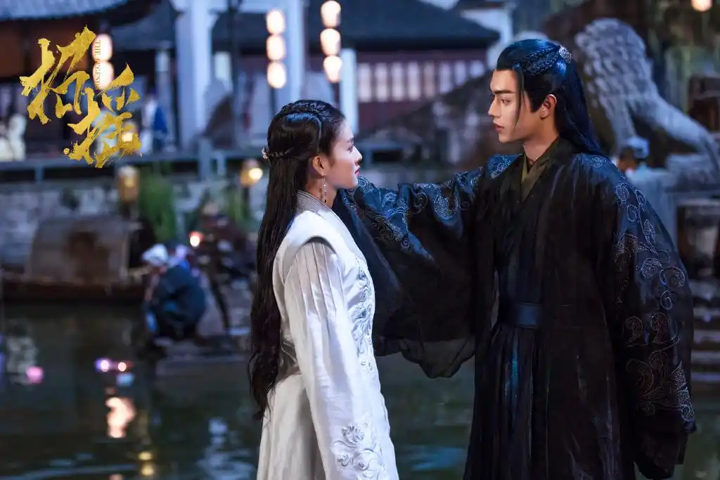 招摇最新剧照壁纸_许凯白鹿痴情相守