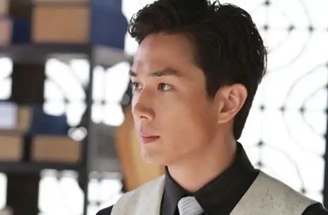 李承铉的造型进化史原来氛围感帅哥是这么来的