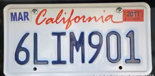 > 美国加州的车牌