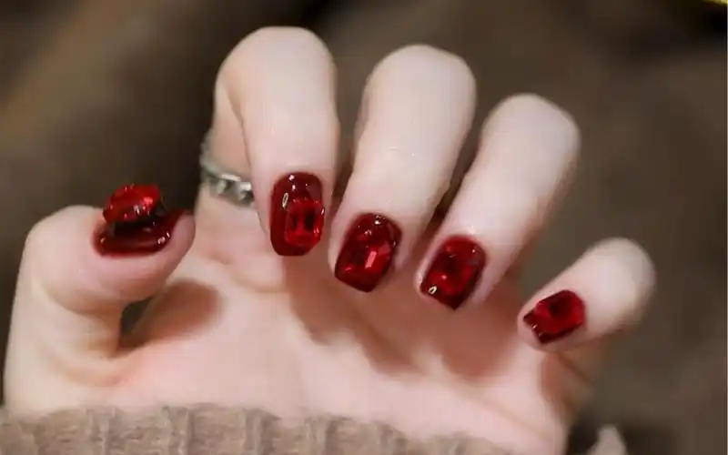 新年开运红钻美甲 |高级的血浆红颜色 爱了