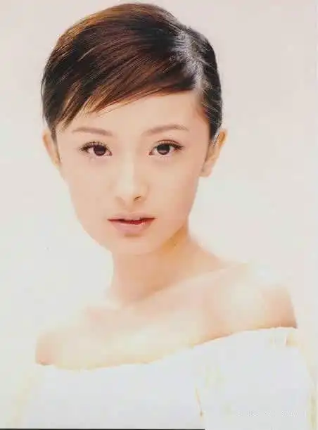 珍贵老照片一次性看完杨幂容貌变迁史