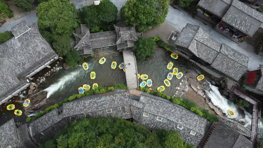 漂流 古镇!来大觉山,感受酷爽刺激的夏天