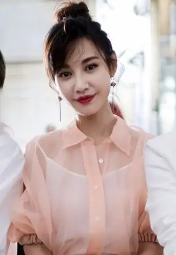 这个人比范冰冰漂亮,现38岁0绯闻,正红时却嫁给了一个"丑男"