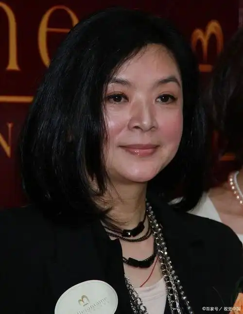 刘德华背后的几位女人