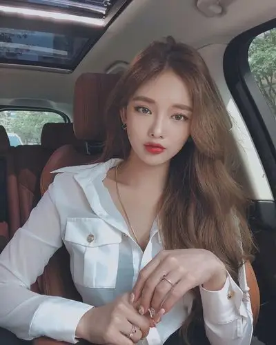 初恋的感觉!韩国小姐姐颜值满分身材爆表