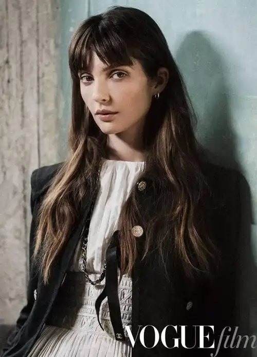 《一己之恋》:陈伟霆和辛芷蕾,在时间快慢的两极