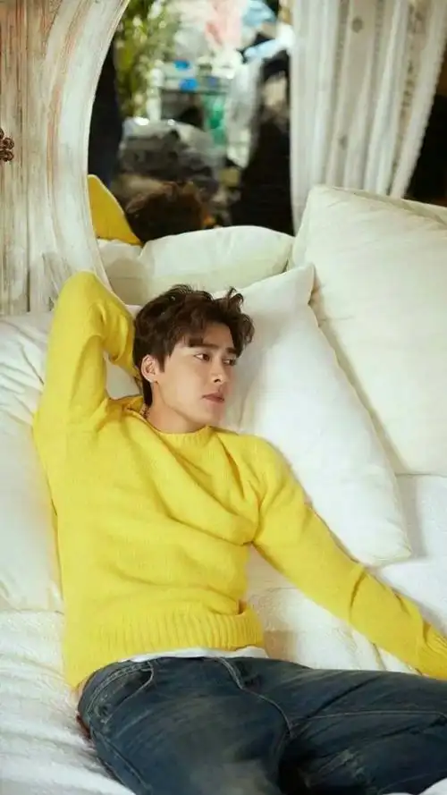 来自泡泡圈:                                      李易峰 浏览