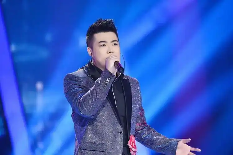 大艺登央视选秀夺冠文er老毕组团激战2066万小金娃晒童年照片获赞