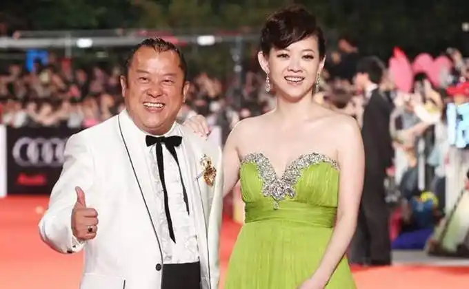 曾宝仪妈妈姐弟恋年轻时好美曾宝仪是蓝洁瑛曾志伟女儿吗