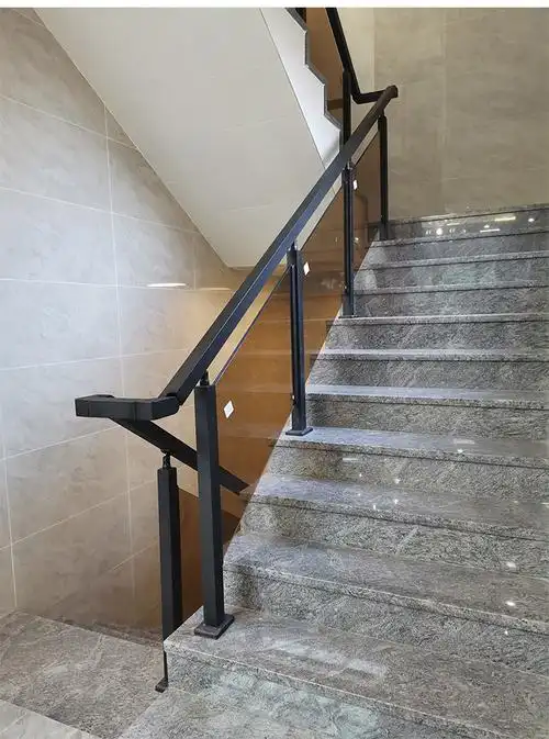 不锈钢楼梯扶手钢化玻璃护栏室内室外定制阳台立柱家用简约栏杆黑漆