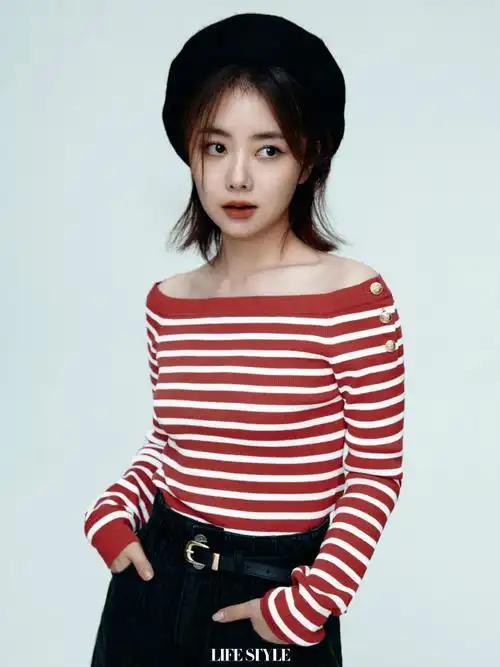 谭松韵seven宏大的命题叙事如同寥寂无人的旷野,隐伏在每一个人的