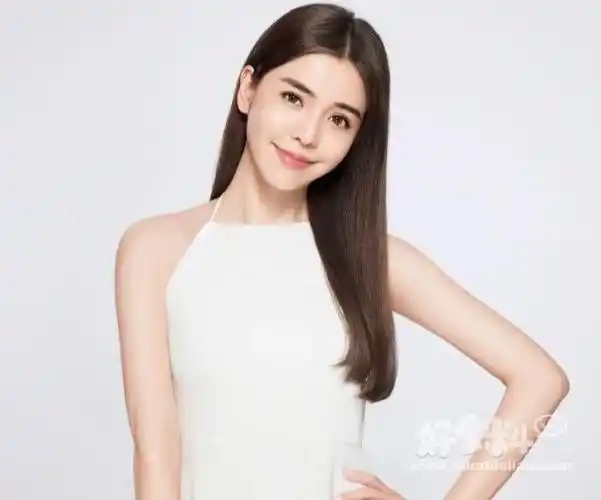 李毓芬为什么这么受欢迎 她曾与众多男神有过感情牵扯|邱泽_网易订阅