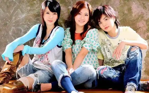 田馥甄,曾在内地开了三枪,2024年,全部正中自己的眉心!