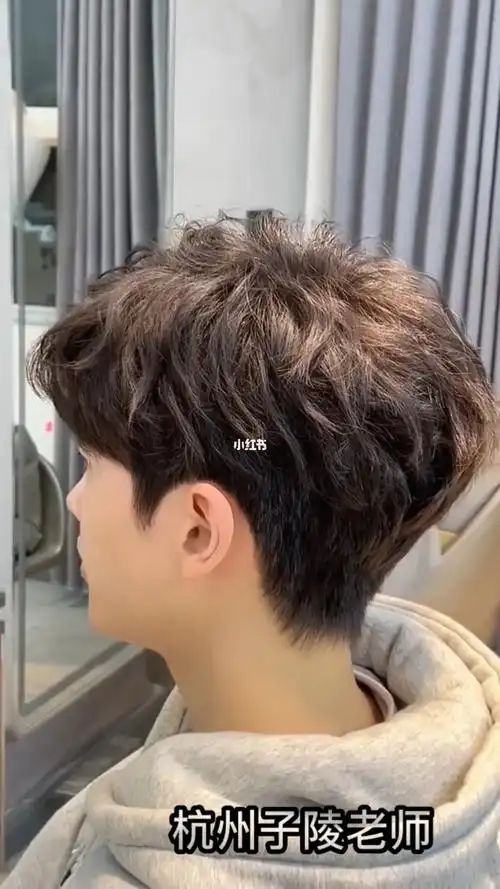 烫发会男生发型杭州男生短发发型杭州男士发型教程杭州男生发型打理