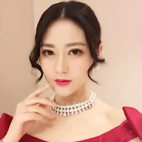 晚宴妆容如何选择