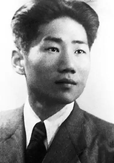 毛岸英:领袖的儿子 普通的战士