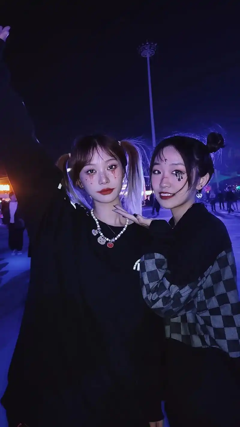 分享照片 有幸遇见 恰好合拍 - 抖音