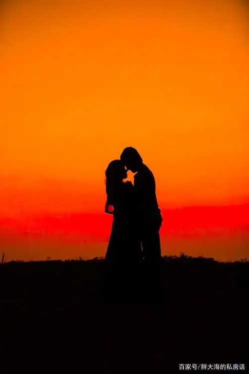 "老夫老妻"重回热恋