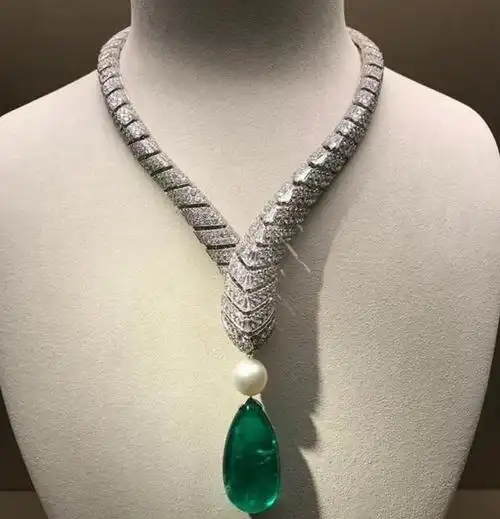 红宝石珍珠和钻石诠释着顶级珠宝的传奇