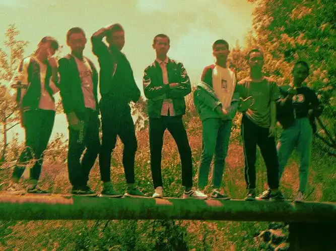 我们不是社会人,只是普通的兄弟.