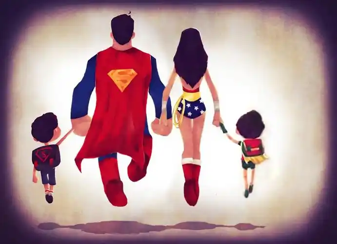 图片处理:谁能将图1的小女孩变成图2的女超人牵着小男孩,做成一家四