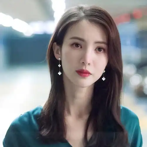 北辙南辕戴小雨金晨同款衬衫t桖裙子睡衣腰包耳钉购买地址