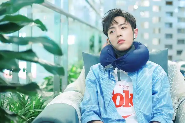 演员肖战2560x1600分辨率下载,演员肖战,高清图片,壁纸-桌面城市