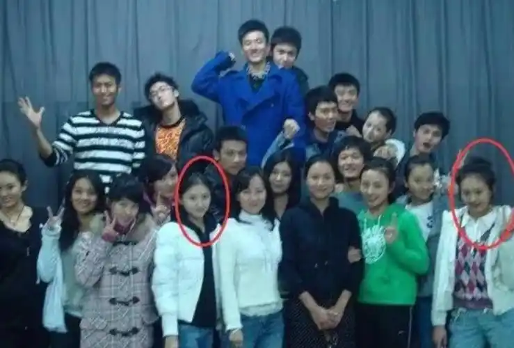 郑爽大学宿舍有四个人,其中三人混成一线巨星,唯独一人不温不火!