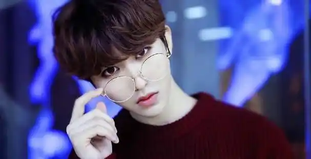 蔡徐坤身高真实身高体重(蔡徐坤自曝理想型的4点要求)