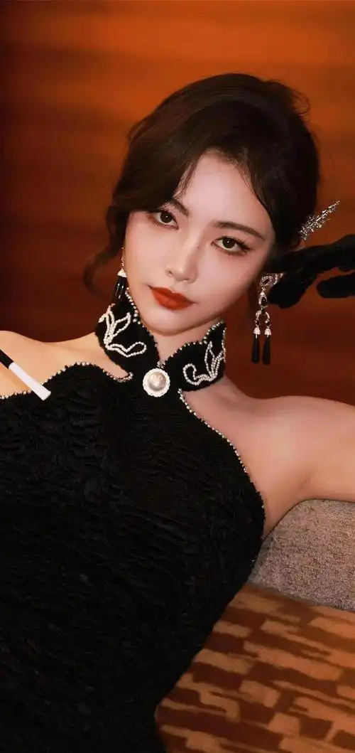 明星写真:许佳琪写真壁纸|演员|唱片|kiki|音乐专辑|社交平台_网易