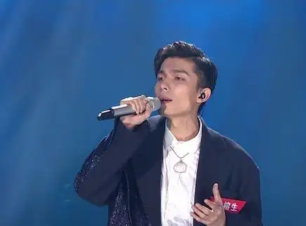 黄榕生揪心演绎《沉船》 质感低沉嗓音打动陈粒