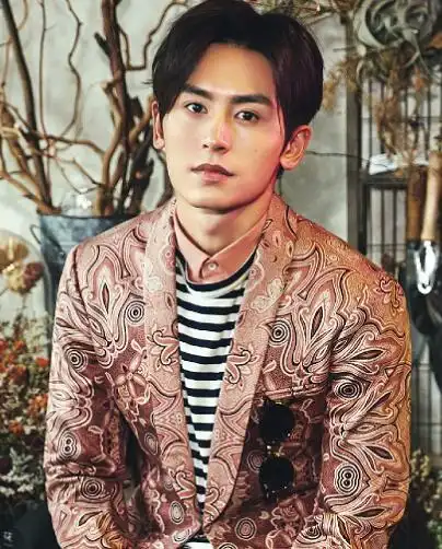 张哲瀚努力低调演技在线,诠释角色深受喜爱!