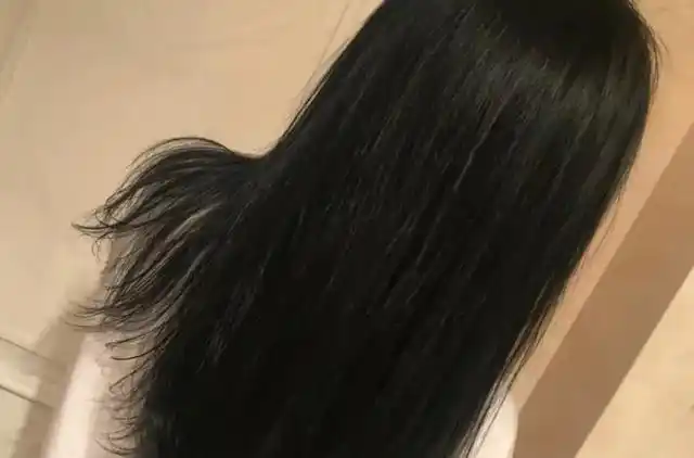 为什么漂过的头发不能染黑色