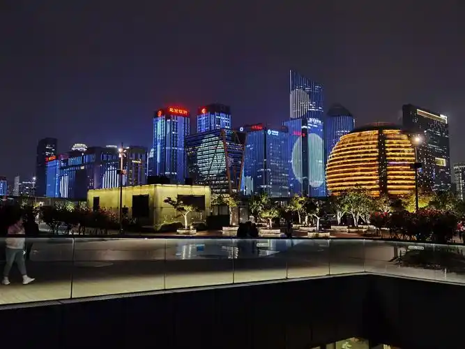 赏杭州钱江新城灯光秀,京杭大运河夜景